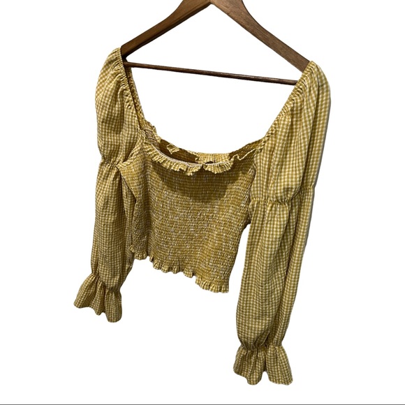 URBAN OUTFITTERS GOLDEN YELLOW AND WHITE SMOCKED GINGHAM LONG SLEEVE TOP - Picture 6 of 15